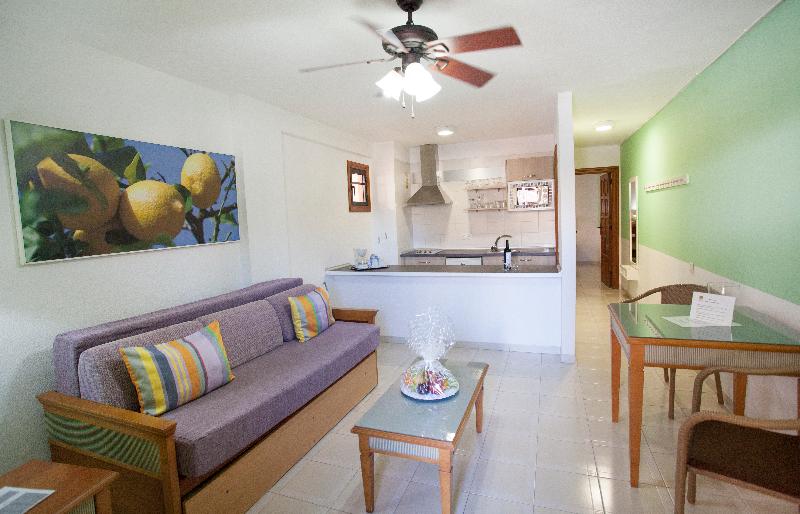 اتاق استاندارد با تخت بزرگ, Evora