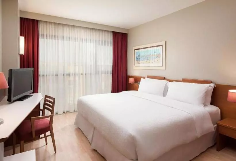 اتاق کلاسیک با تخت دونفره, Four Points By Sheraton Barcelona Diagonal
