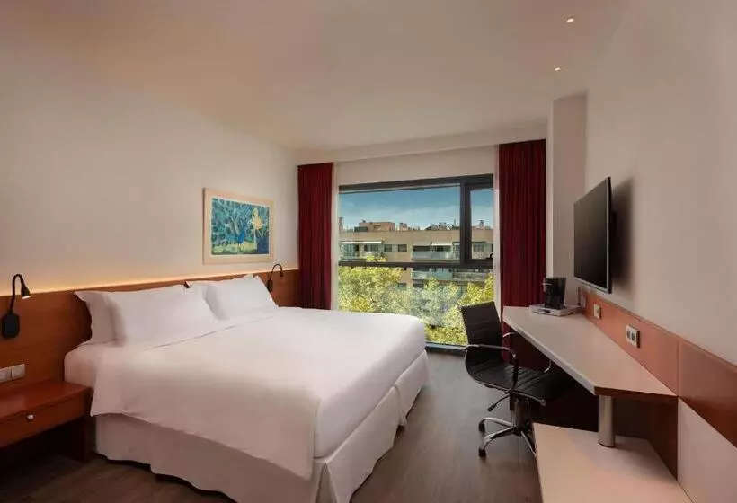 اتاق کلاسیک با تخت دونفره, Four Points By Sheraton Barcelona Diagonal