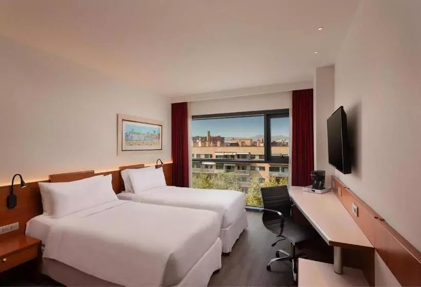 اتاق استاندارد با چشمانداز شهر, Four Points By Sheraton Barcelona Diagonal