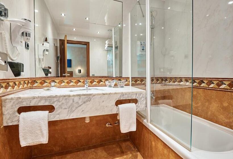 Номер Стандарт Трехместный, Garbi Millenni