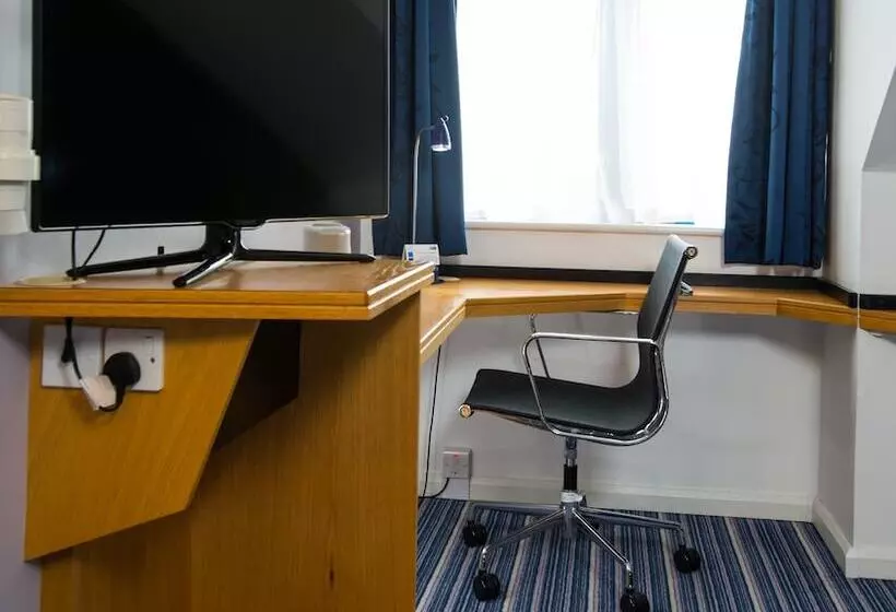 اتاق استاندارد, Holiday Inn Express London   Wandsworth, An Ihg