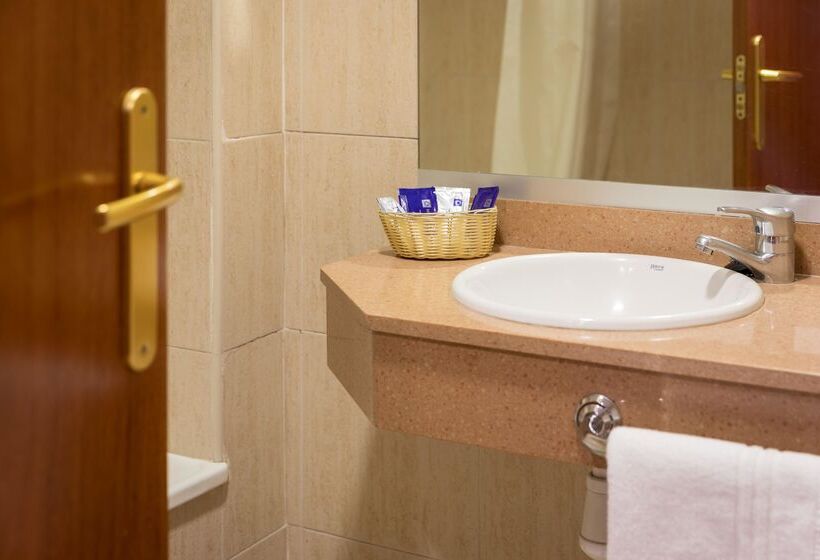 غرفة قياسية, htop royal star