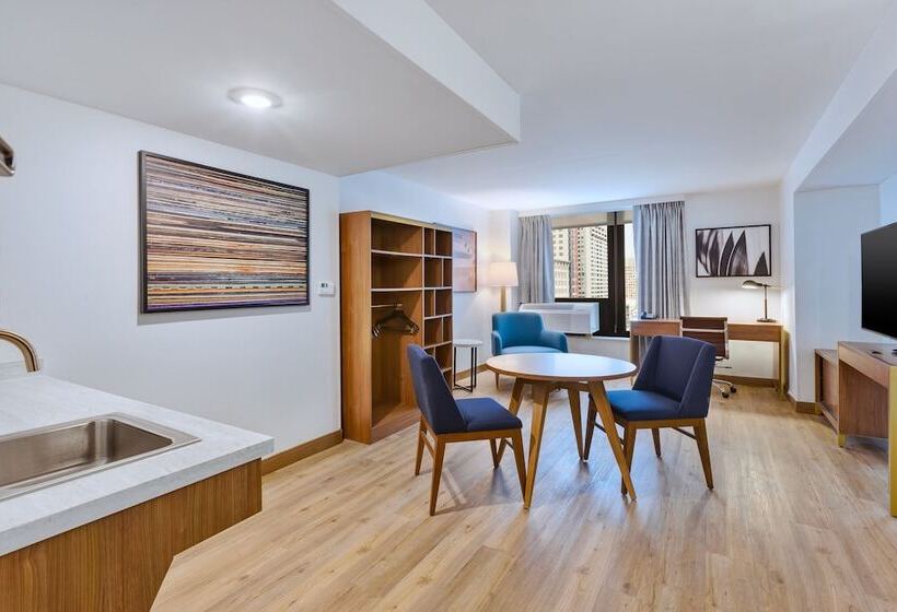 스위트, Indigo Detroit Downtown, An Ihg