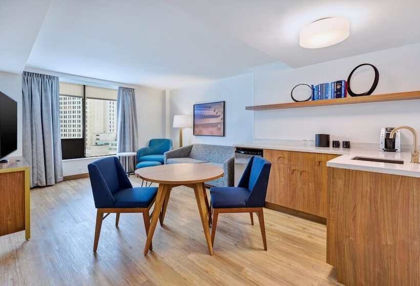 סוויטה, Indigo Detroit Downtown, An Ihg