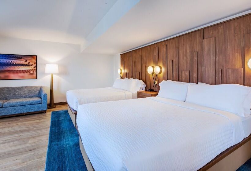 סוויטה, Indigo Detroit Downtown, An Ihg