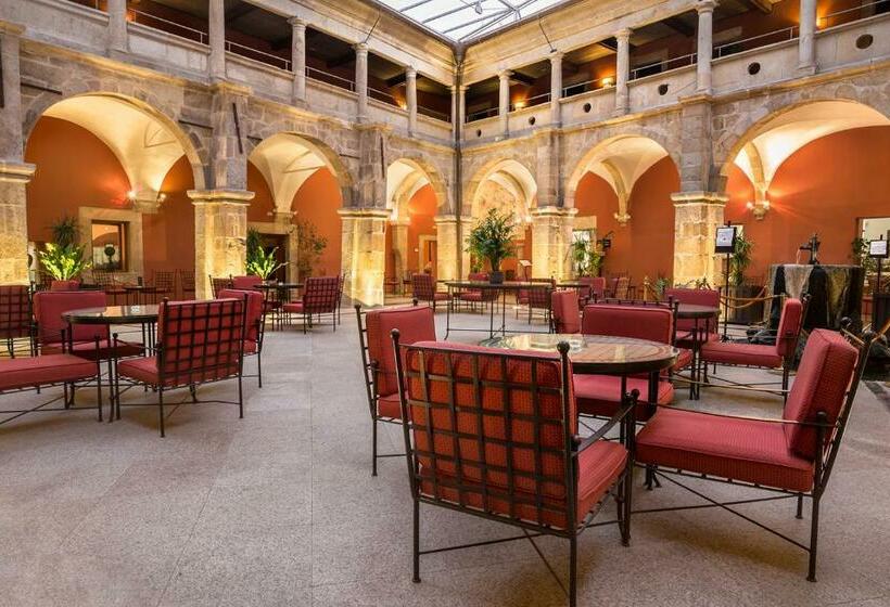 스탠다드 룸, Izan Trujillo