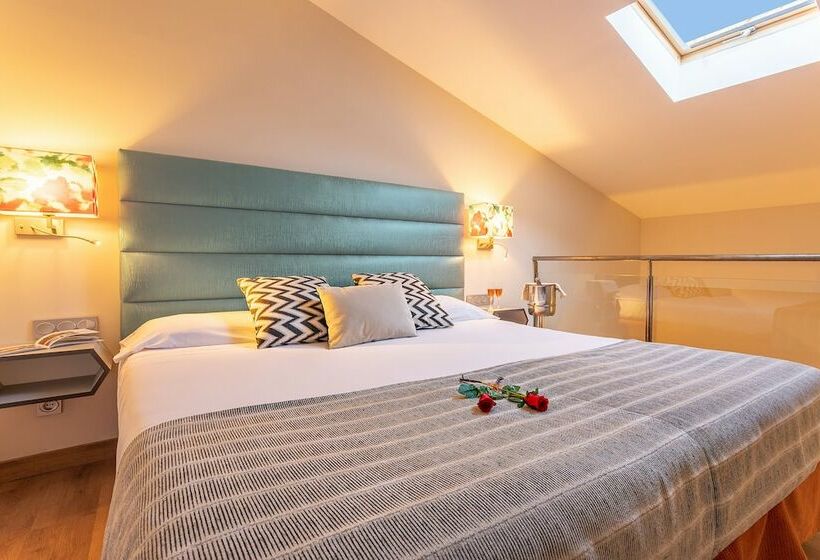 스탠다드 룸, Izan Trujillo