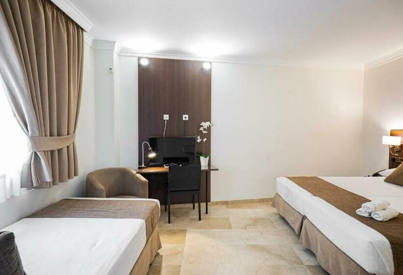Трехместный Номер Комфорт, Mainake Costa Del Sol