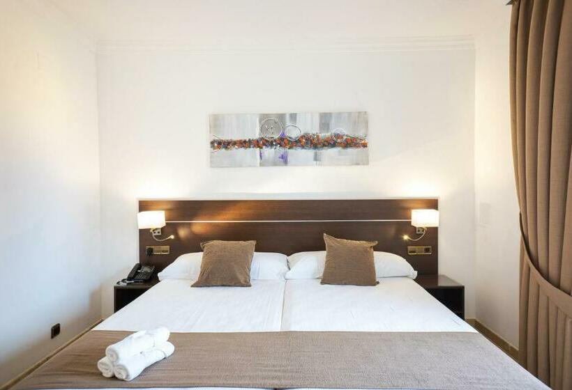 标准间侧面带海景, Mainake Costa Del Sol