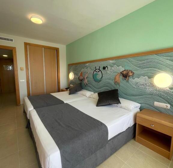 标准间, Neptuno By On Group