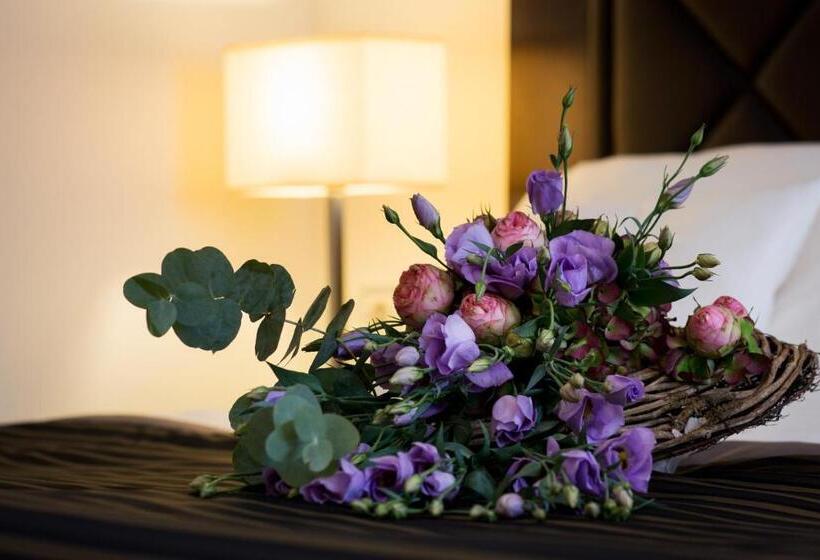 غرفة ديلوكس فردية, Selsky Dvur  Bohemian Village Courtyard