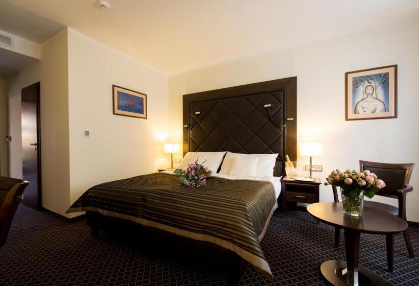 غرفة ديلوكس فردية, Selsky Dvur  Bohemian Village Courtyard