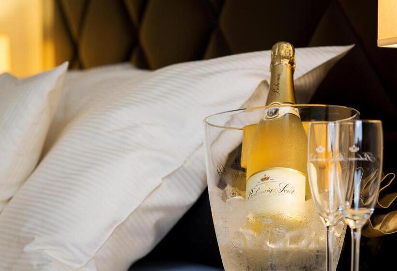 غرفة ديلوكس, Selsky Dvur  Bohemian Village Courtyard