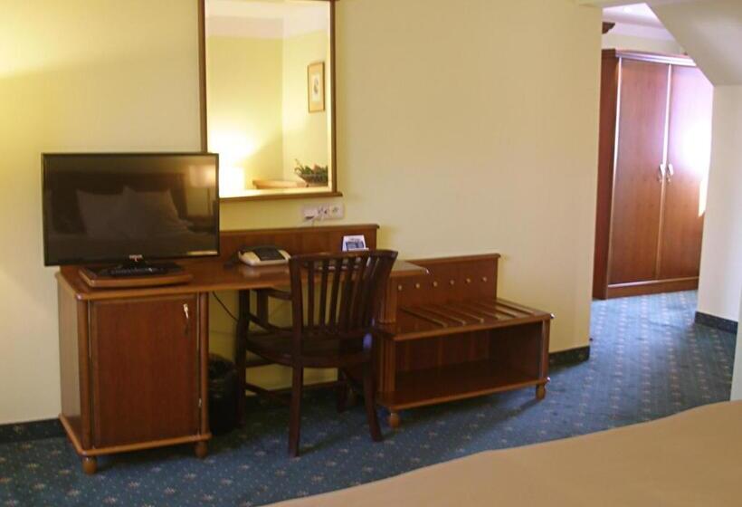 غرفة قياسية, Selsky Dvur  Bohemian Village Courtyard