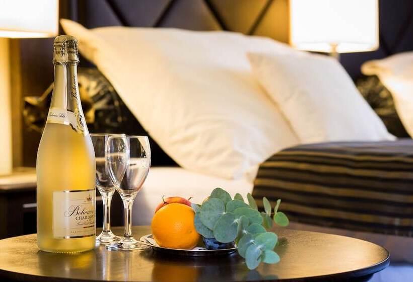 غرفة ديلوكس, Selsky Dvur  Bohemian Village Courtyard