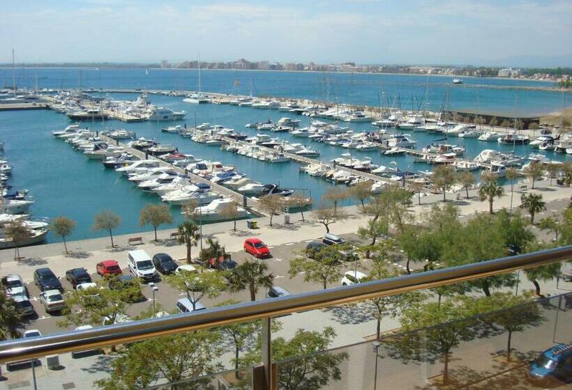 클래식 싱글 룸, Univers