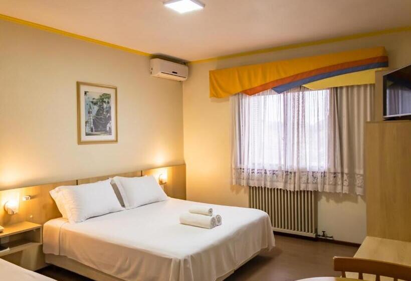 디럭스 트리플 룸, Pousada Serrana