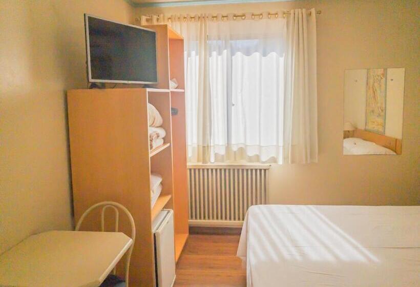 스탠다드 트리플 룸, Pousada Serrana