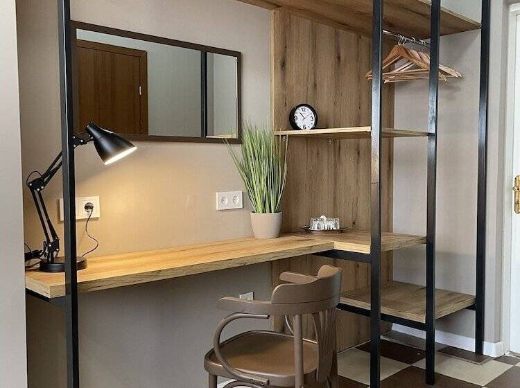 Standard Room, Guest House Kalina