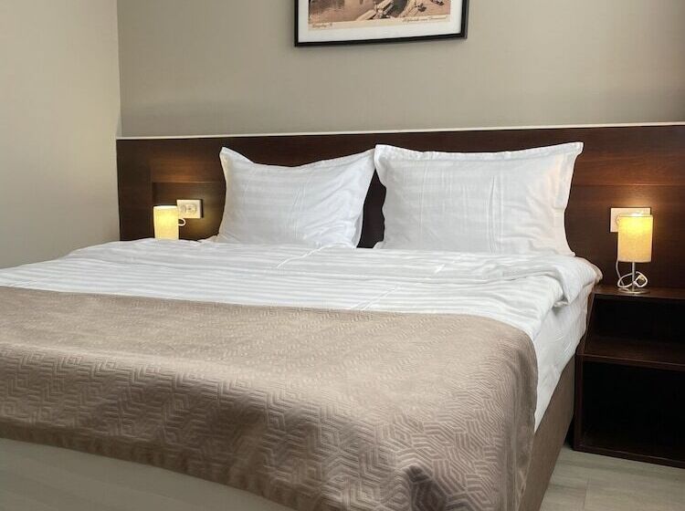 Standard Room, Guest House Kalina