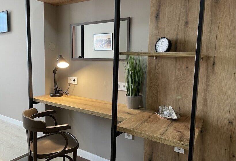 Standard Room, Guest House Kalina