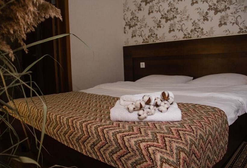 Standard Room, Guest House Kalina