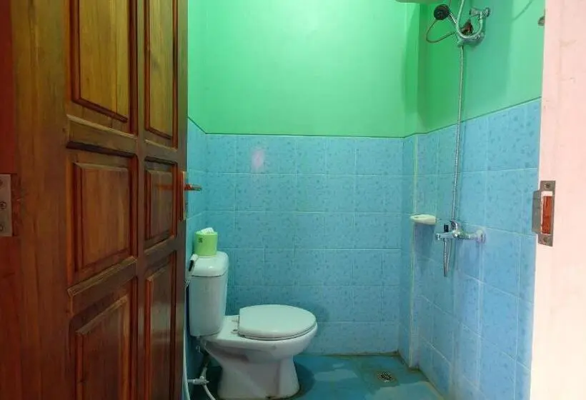 ファミリールーム, Reddoorz Near Mangrove Forest Kupang