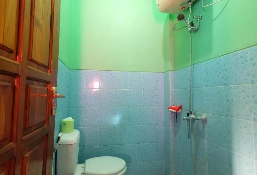 ファミリールーム, Reddoorz Near Mangrove Forest Kupang