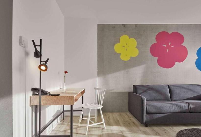 Люкс с Балконом, Flowers Hotel Essen