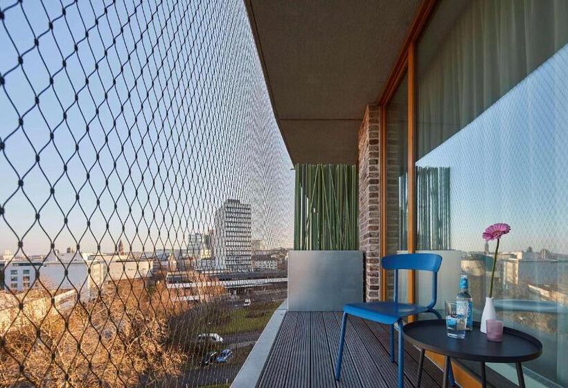 발코니가 있는 스위트, Flowers Hotel Essen