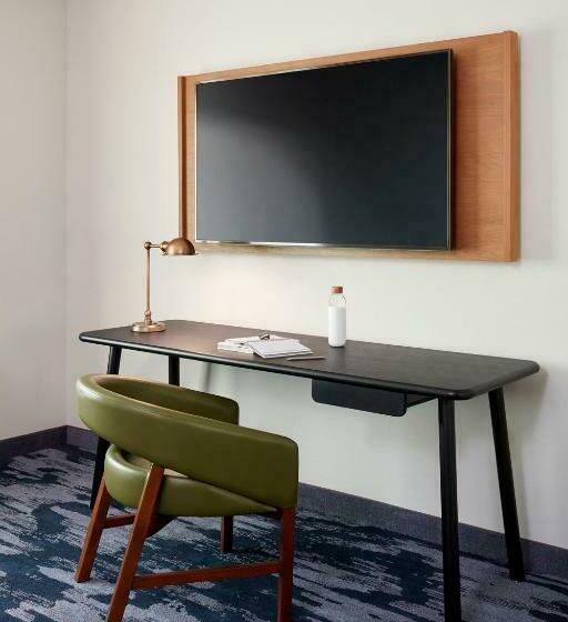 سوئیت با تخت بزرگ, Fairfield Inn & Suites By Marriott Chicago O Hare