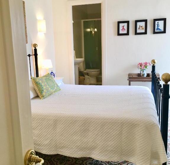 סוויטת ג'וניור עם מרפסת, Numero 9