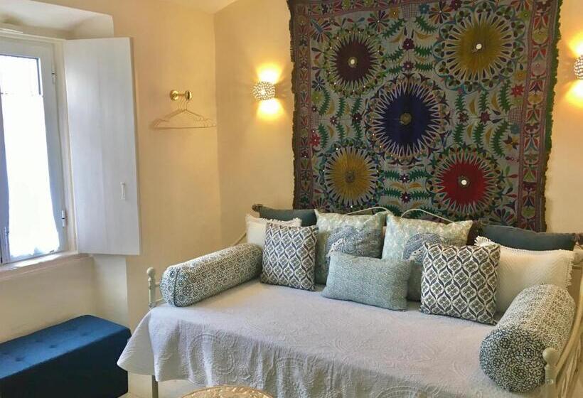 סוויטת ג'וניור, Numero 9