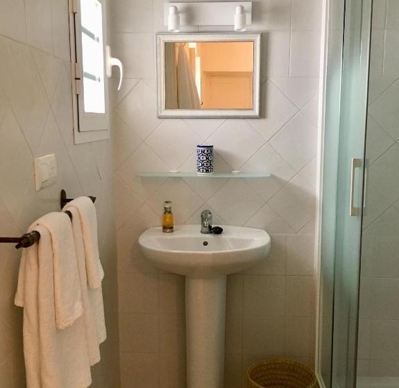 סוויטת ג'וניור, Numero 9