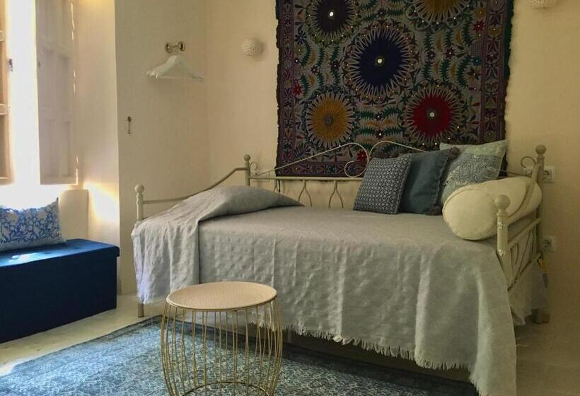 סוויטת ג'וניור, Numero 9