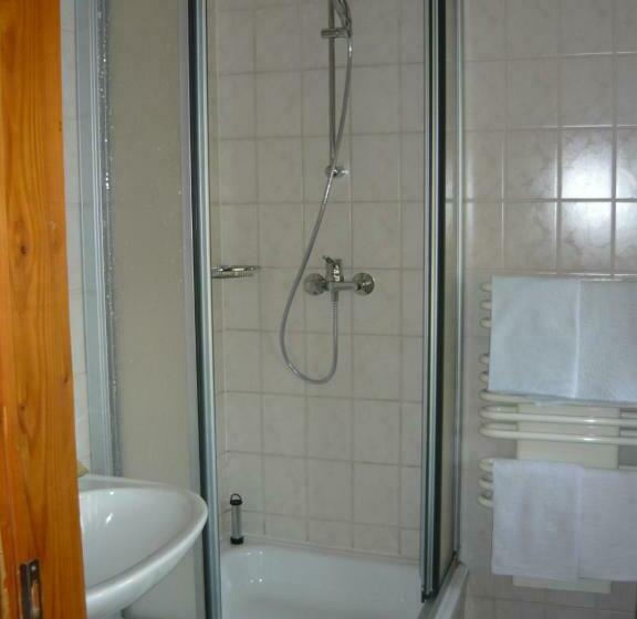 Standardrum Trädgårdsutsikt, Zum Frongut