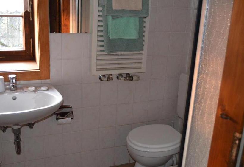 Standard room with outdoor bath, Zum Frongut