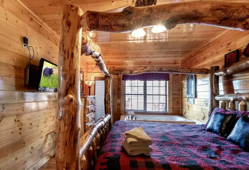 キャビン, Smokystays Bears Den Cabin