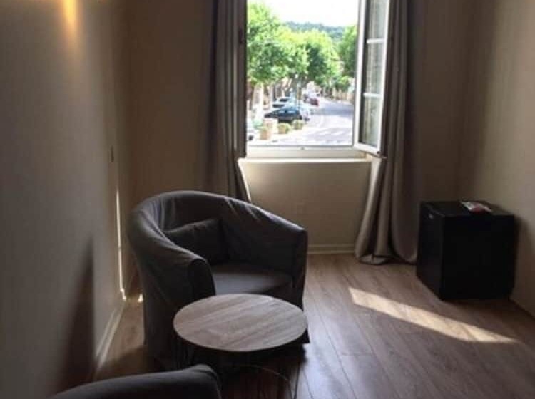 חדר סטנדרט, Le Cheval Blanc