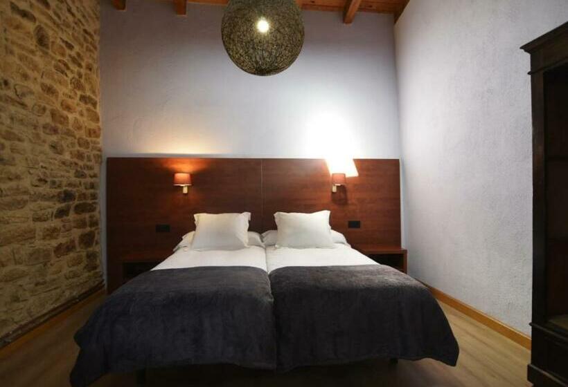 Люкс, Palacio De Orisoain