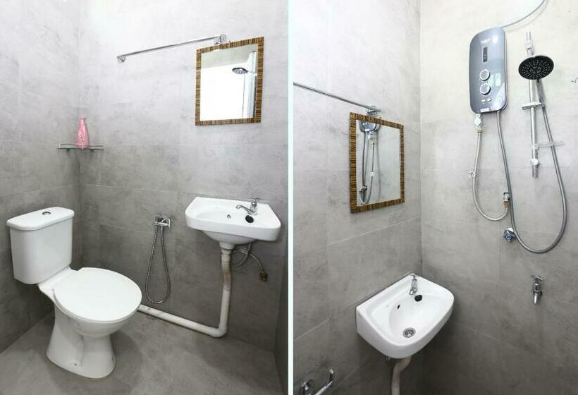 家庭套房, Oyo 89678 Ady