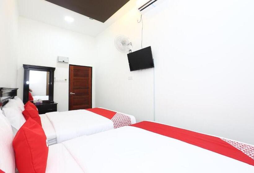 家庭套房, Oyo 89678 Ady