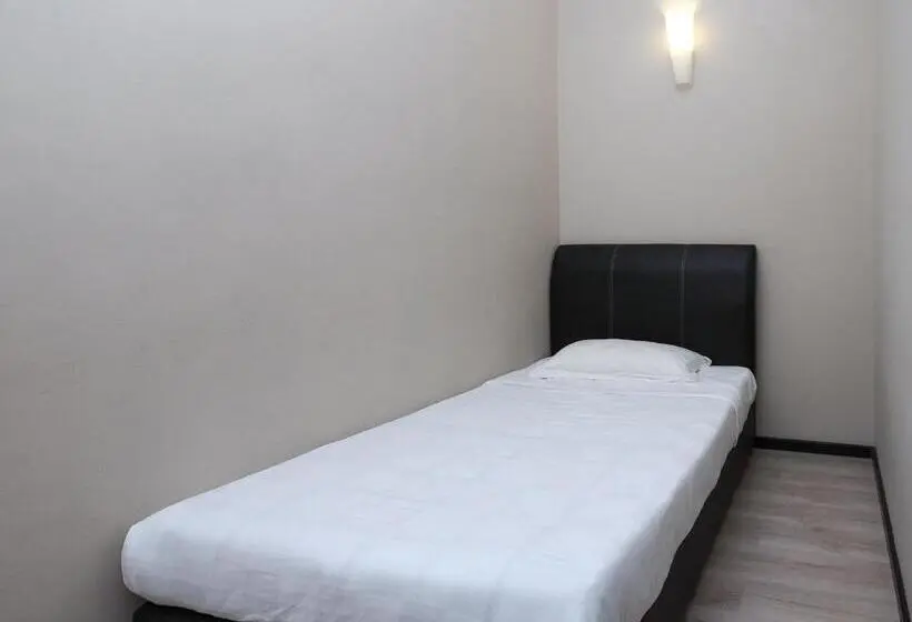 اتاق استاندارد یک نفره, Spot On 89838 Lm Residence