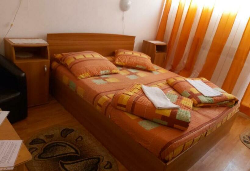 غرفة عائلية, Turist