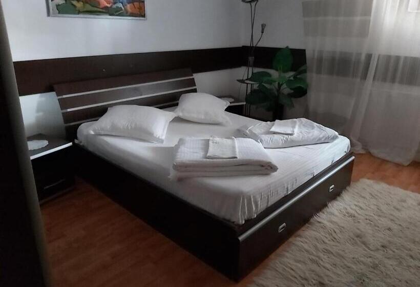 غرفة ديلوكس مطلّة علي الحديقة, Turist