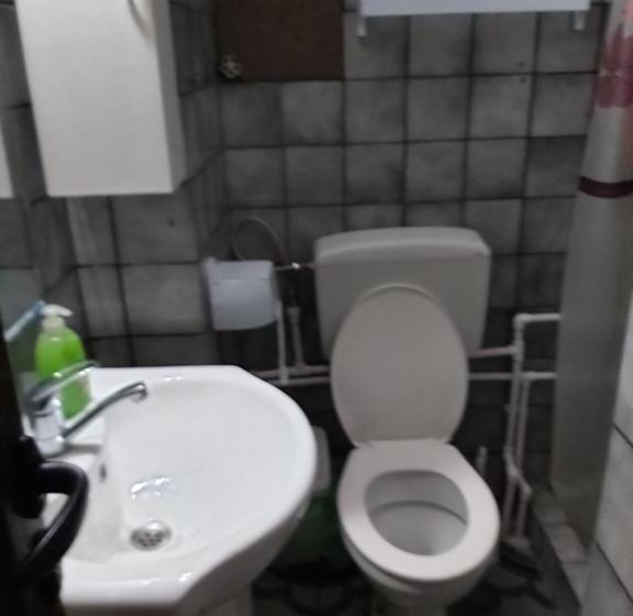 Quarto Triplo Estandar, Turist
