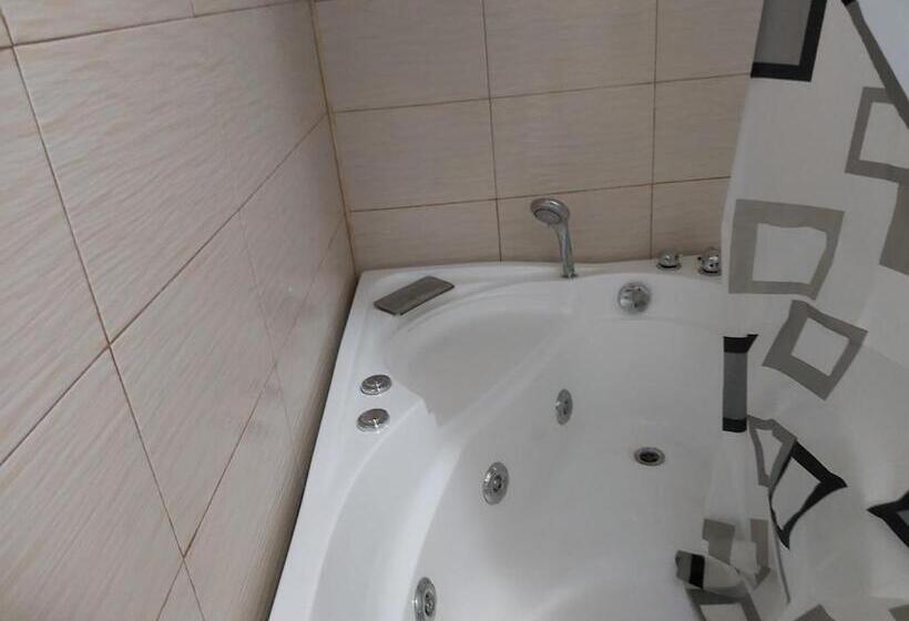 شقة غرفتين, Turist