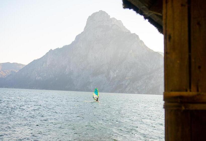 Lejlighed 1 Soveværelse m. Terrasse, Loidls Guesthouse