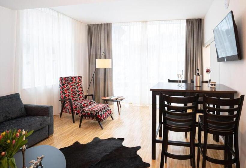 Lejlighed 1 Soveværelse m. Terrasse, Loidls Guesthouse